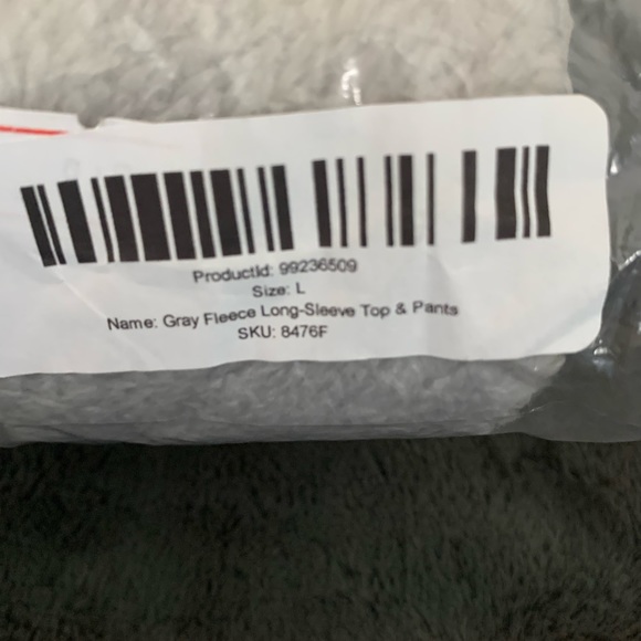 Gray Fleece Long Sleeve Top & Pants - Picture 3 of 8